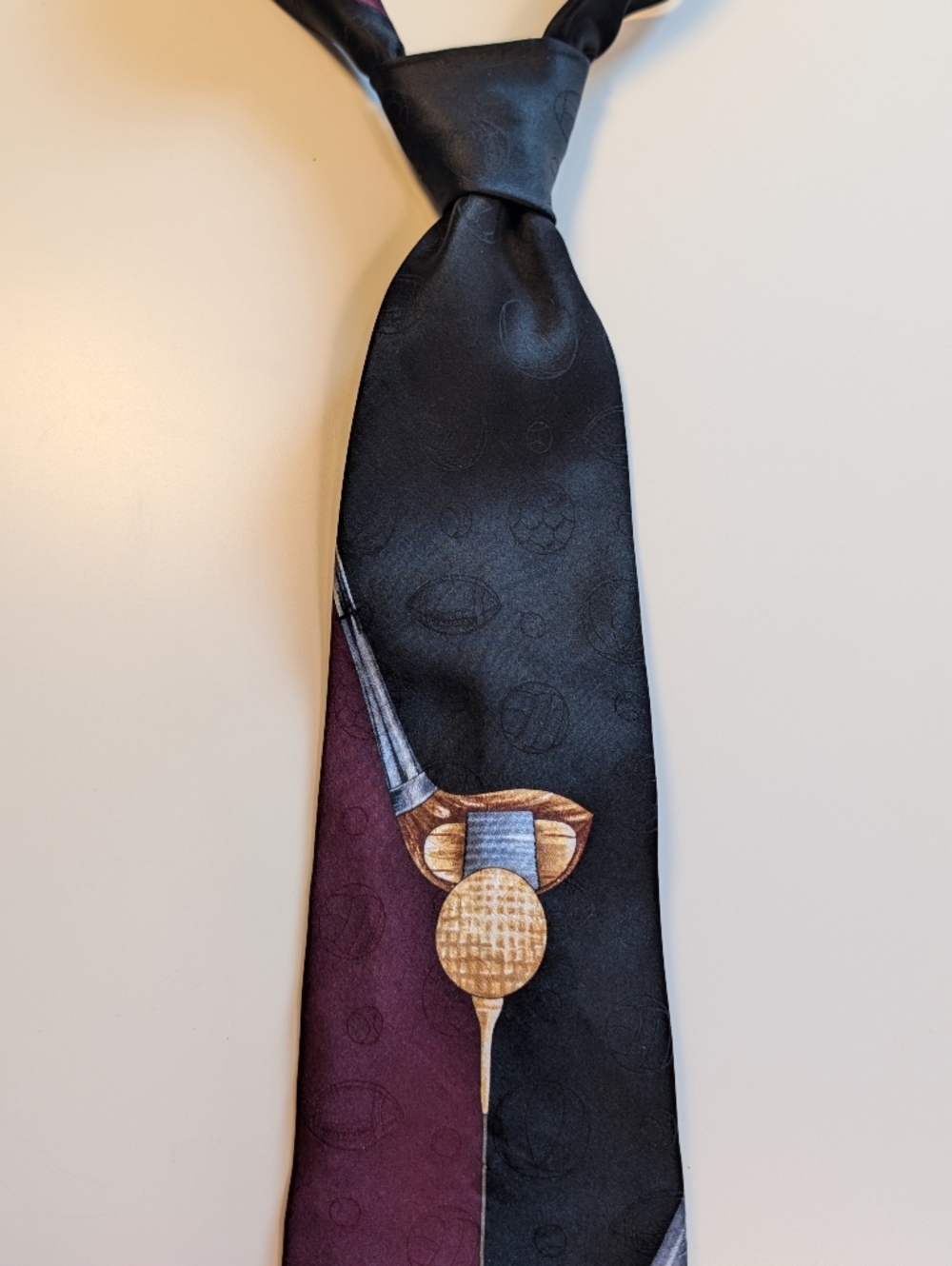 Andre Valentino Silk Tie Golf Theme Maroon Black Split Golf Club Ball 57" VTG